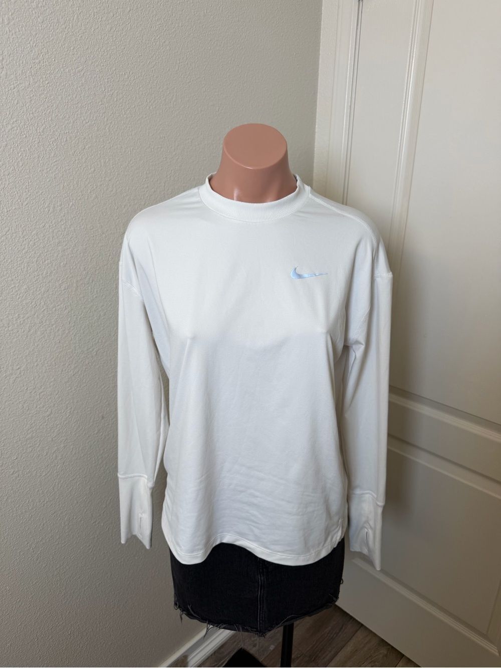 Nike One Classic Women's Dri-FIT Long-Sleeve Sz M